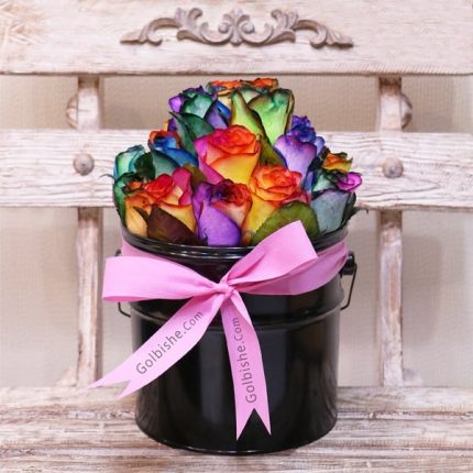 گل های رز رنگی با باکس مشکی